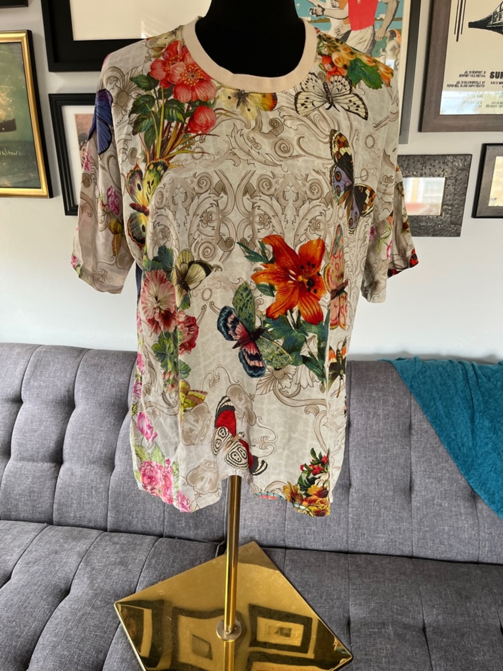 Johnny Was Cream Short Sleeve Silk Top Floral & Butterfly Print Small